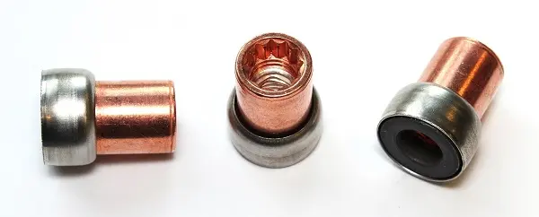 Осигуряваща гайка ELRING