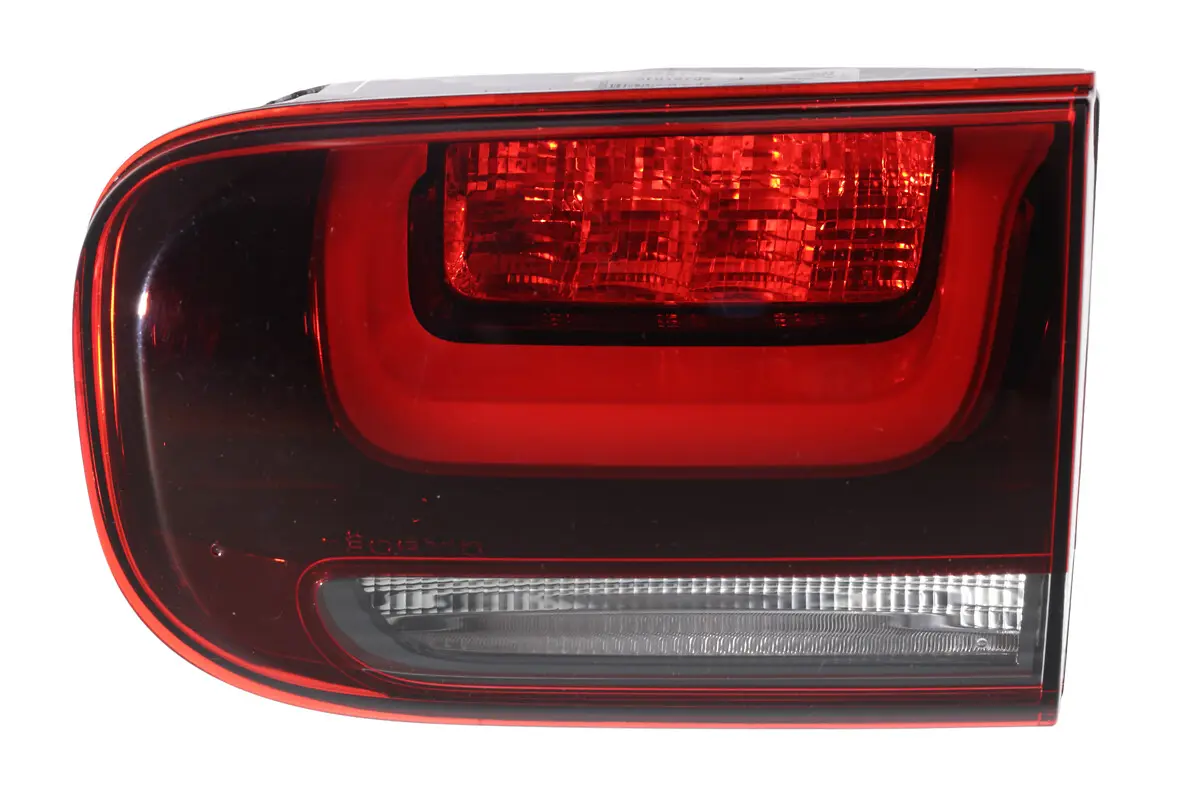 задни светлини VALEO               