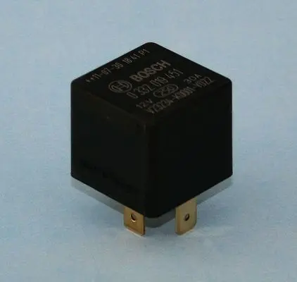 реле, работен ток BOSCH               