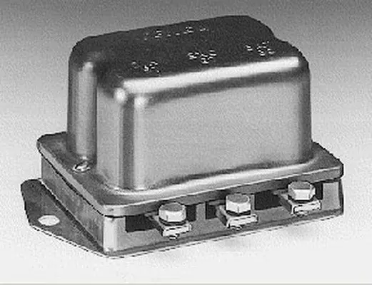 регулатор на генератор BOSCH               