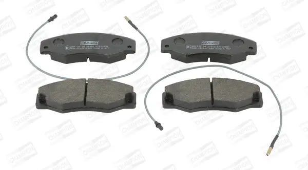 комплект спирачно феродо, дискови спирачки CHAMPION            