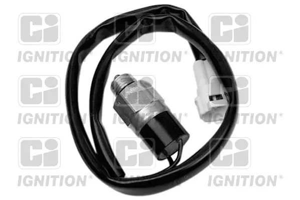 включвател, светлини за движение на заден ход QUINTON HAZELL      