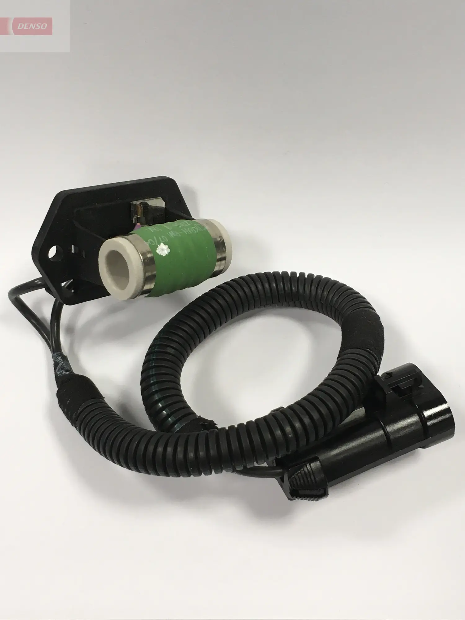 резистор, електромотор-вентилатор охлаждане DENSO               