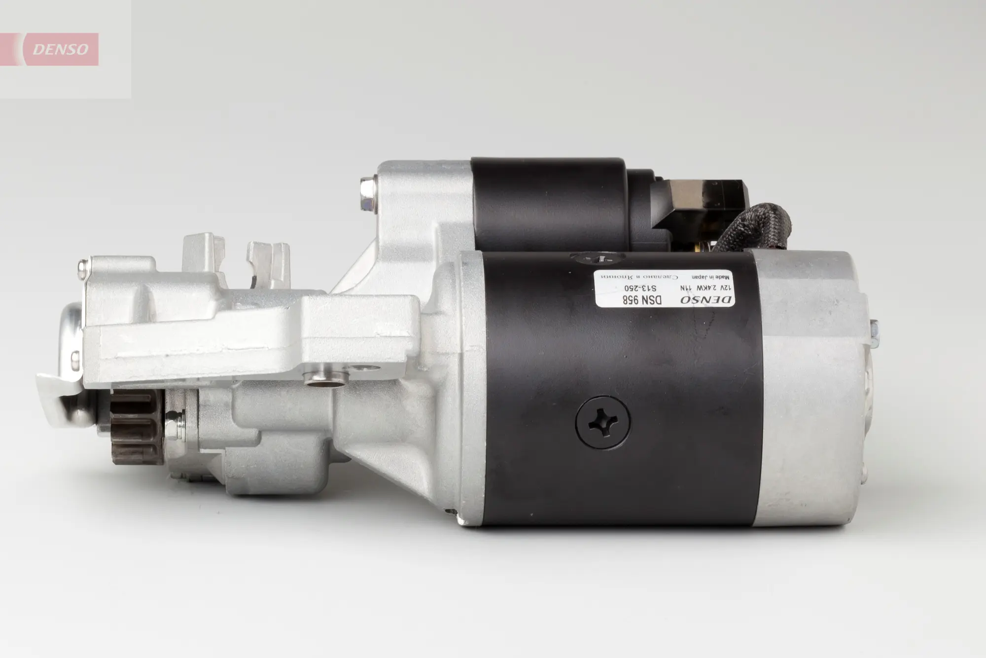 стартер DENSO               