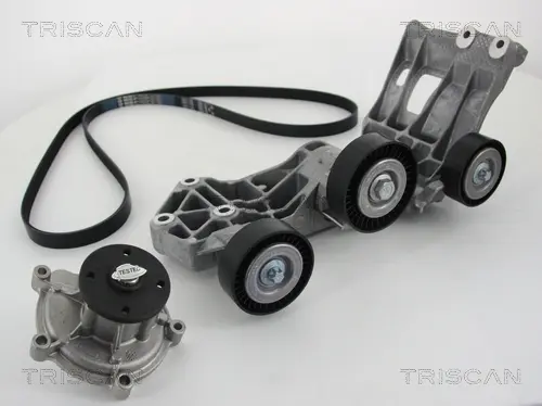 водна помпа + комплект пистови ремъци клиновидно оребряване TRISCAN             