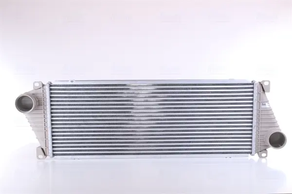 интеркулер (охладител за въздуха на турбината) NISSENS             
