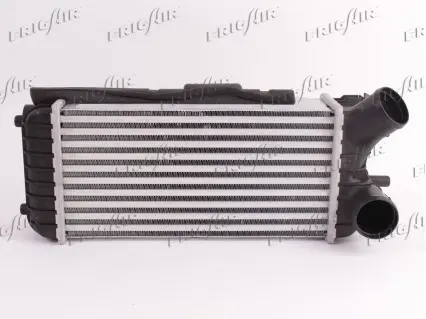 интеркулер (охладител за въздуха на турбината) FRIGAIR             