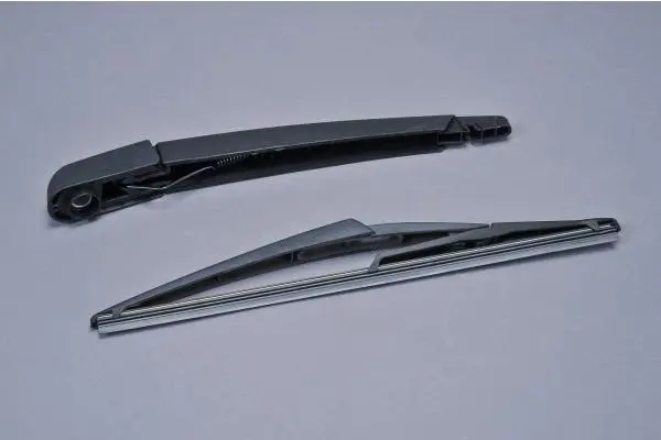 рамо на чистачка, почистване на стъклата AUTOMEGA            