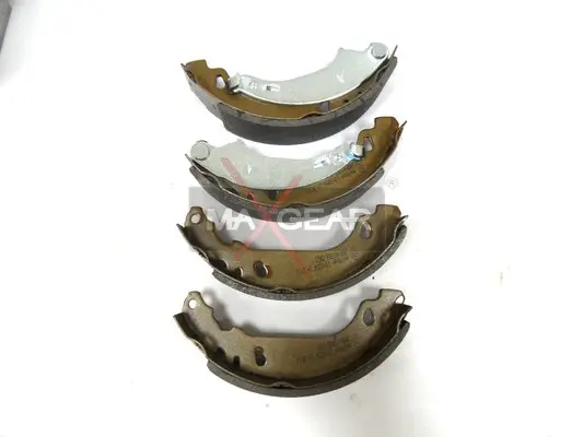 Комплект спирачна челюст MAXGEAR