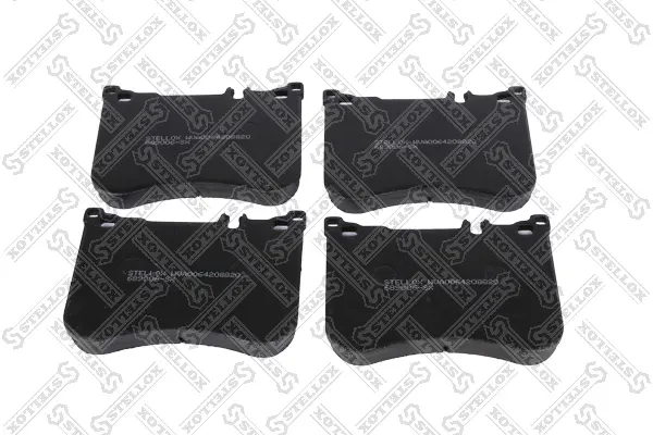 комплект спирачно феродо, дискови спирачки STELLOX             