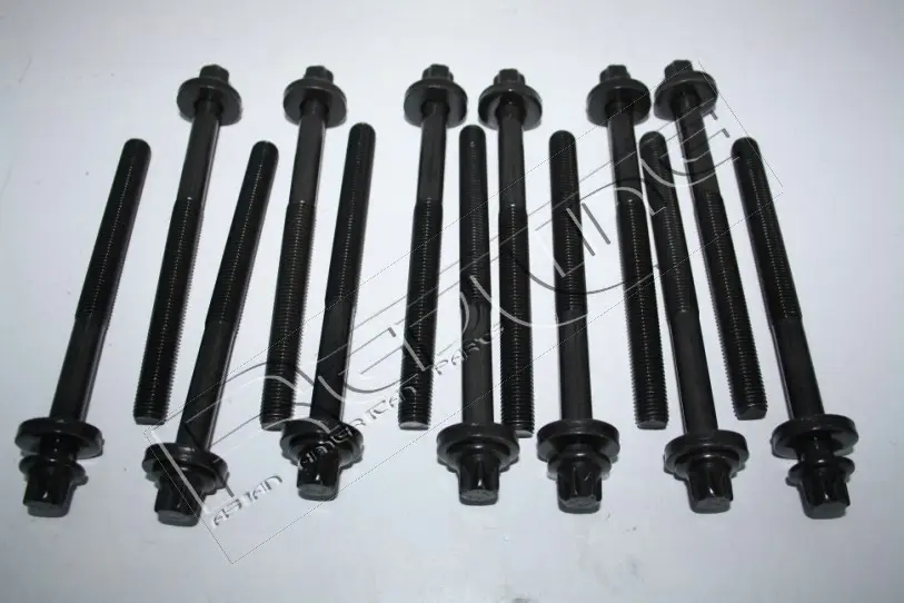 комплект болтове на капака на клап. (на цилиндровата глава) RED-LINE            