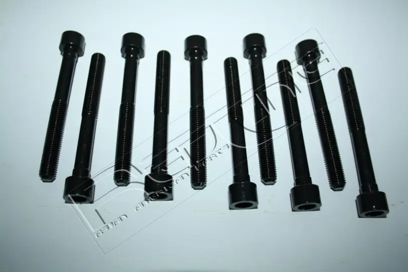 комплект болтове на капака на клап. (на цилиндровата глава) RED-LINE            