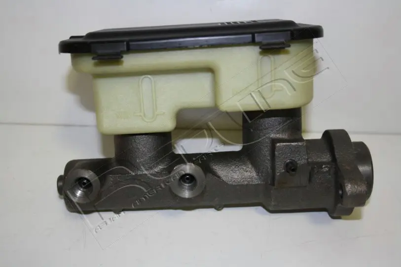 Спирачна помпа RED-LINE            