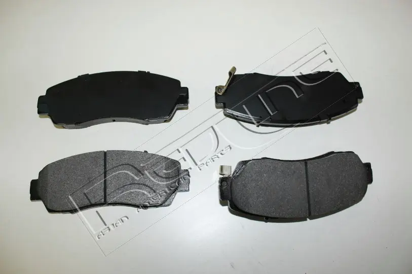 комплект спирачно феродо, дискови спирачки RED-LINE            