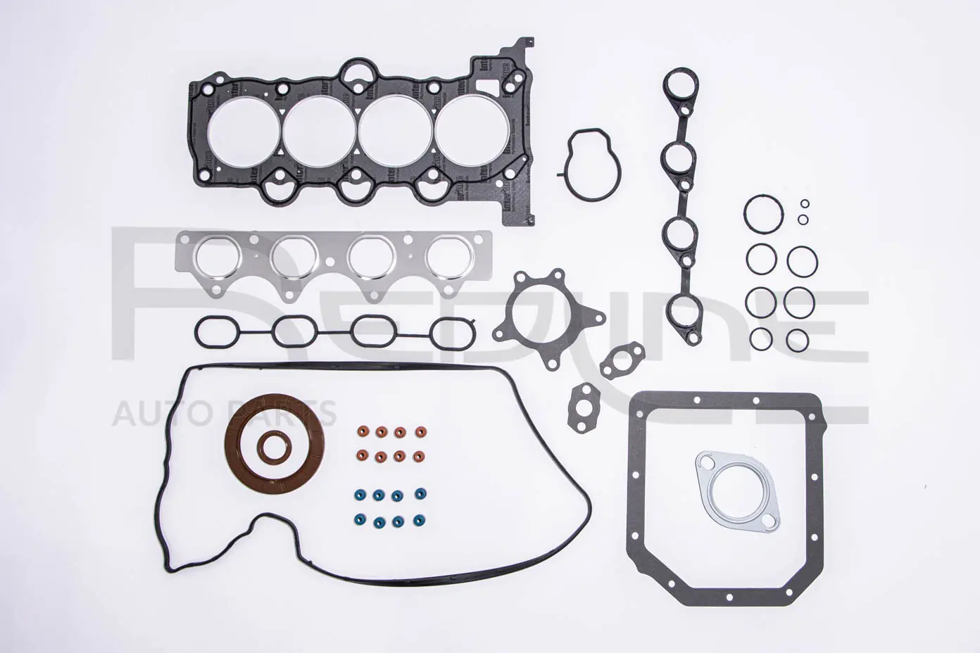 пълен комплект гарнитури, двигател RED-LINE            