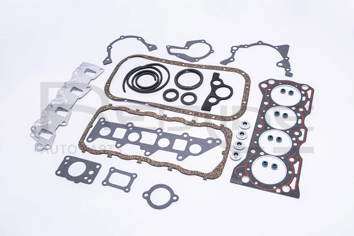 пълен комплект гарнитури, двигател RED-LINE            