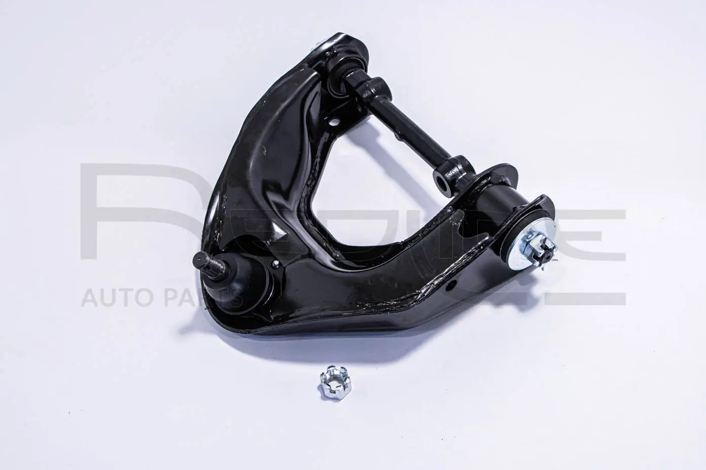 носач, окачване на колелата RED-LINE            