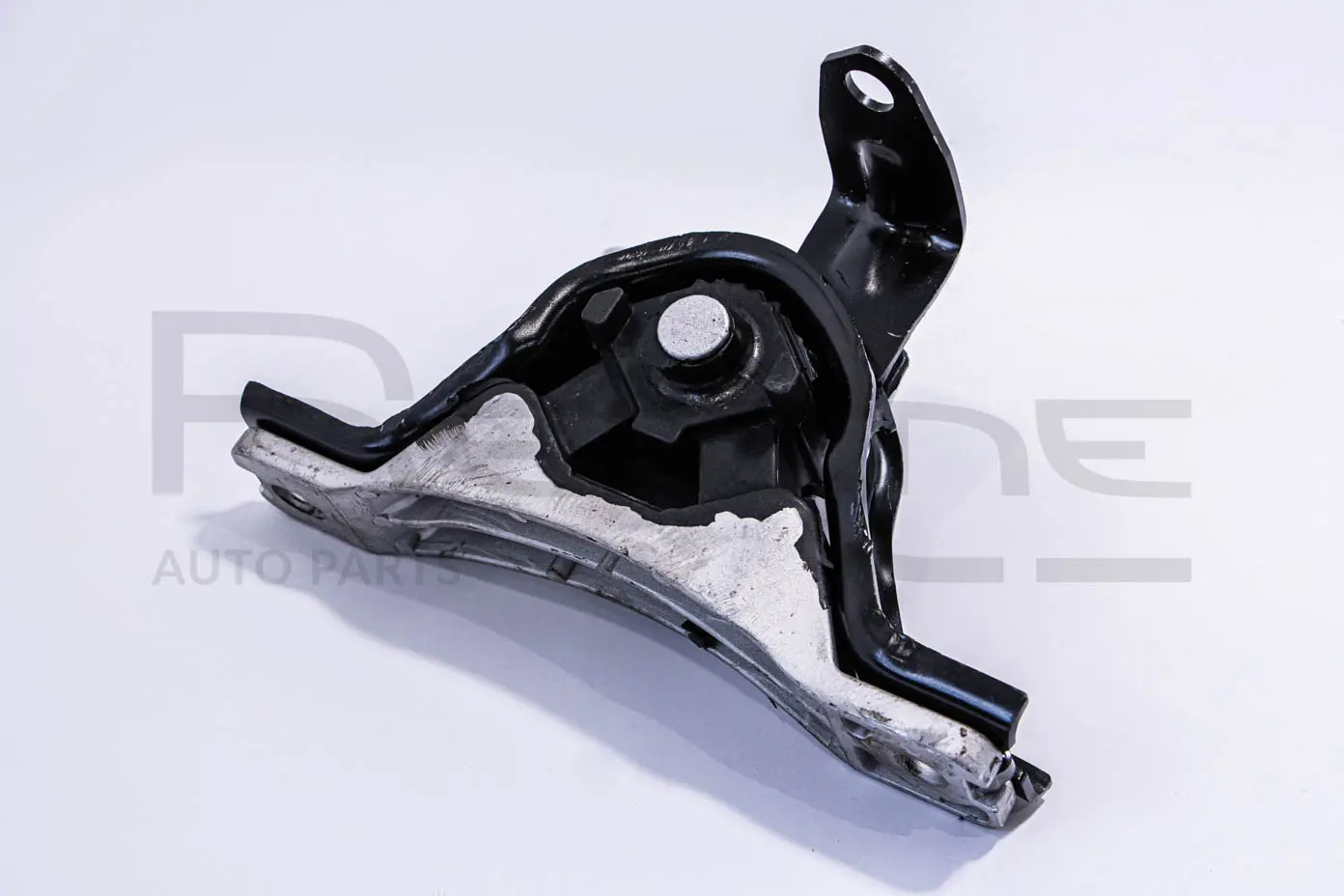 окачване, двигател RED-LINE            