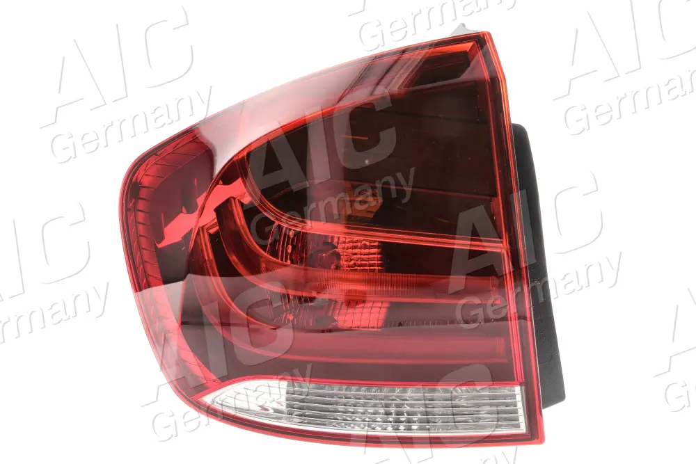задни светлини AIC                 