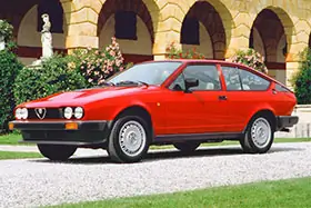 ALFA ROMEO ALFETTA GT (116)