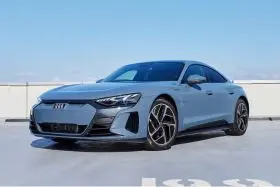 AUDI E-TRON GT седан (F83)