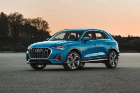 AUDI Q3 (FJB)