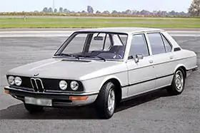 BMW 5 (E12) 518