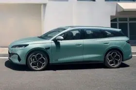 BYD SEAL 6 DM-i комби