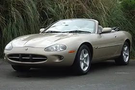 JAGUAR XK 8 Convertible (QDV)