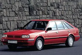 NISSAN BLUEBIRD Hatchback (T72, T12)