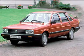 Volkswagen PASSAT седан (32B)